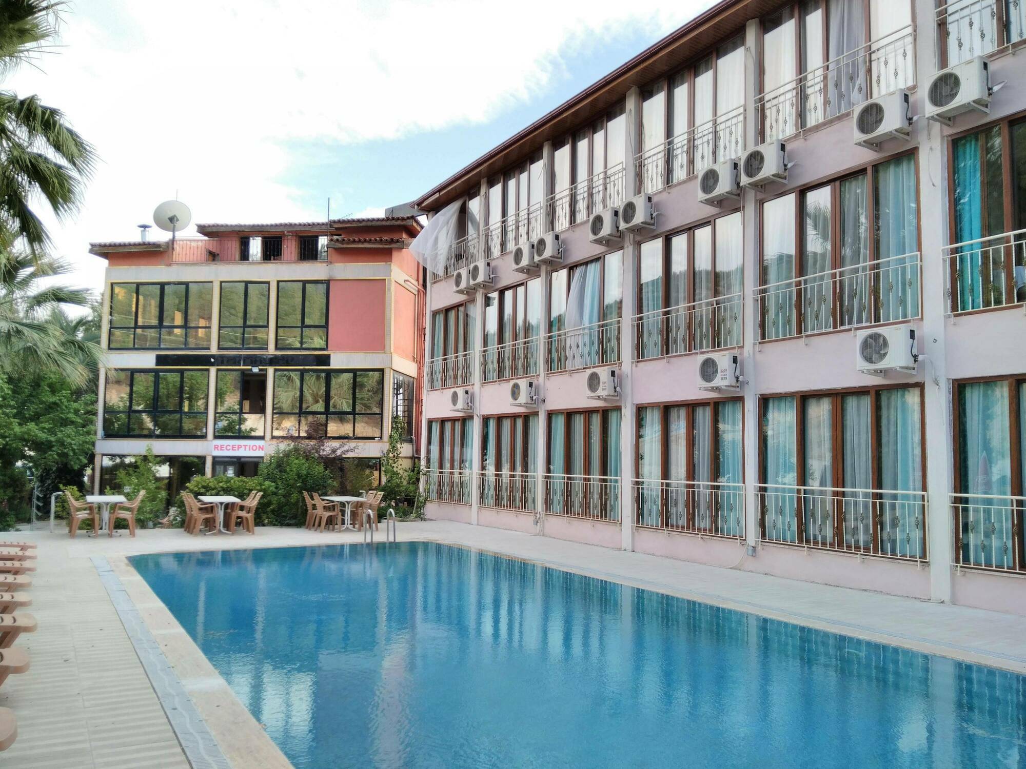 Oskar Thermal Hotel Памуккале Экстерьер фото